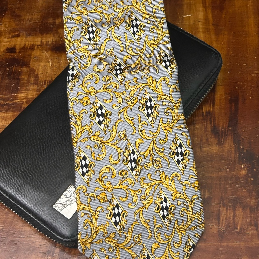 Versace Elegant Gold and Gray Men's Tie